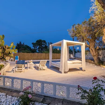 Desideria Villa *